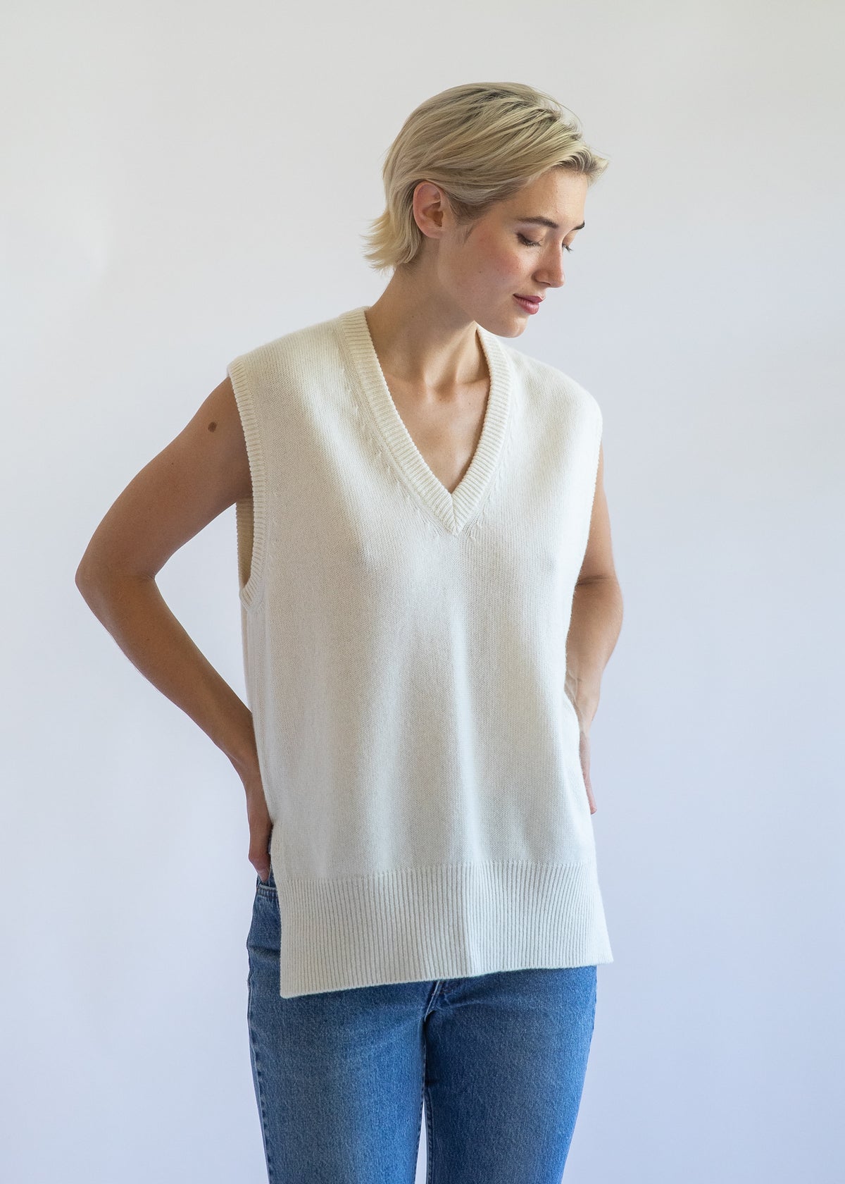 Felicity Sweater Vest in Alabaster Cashmere