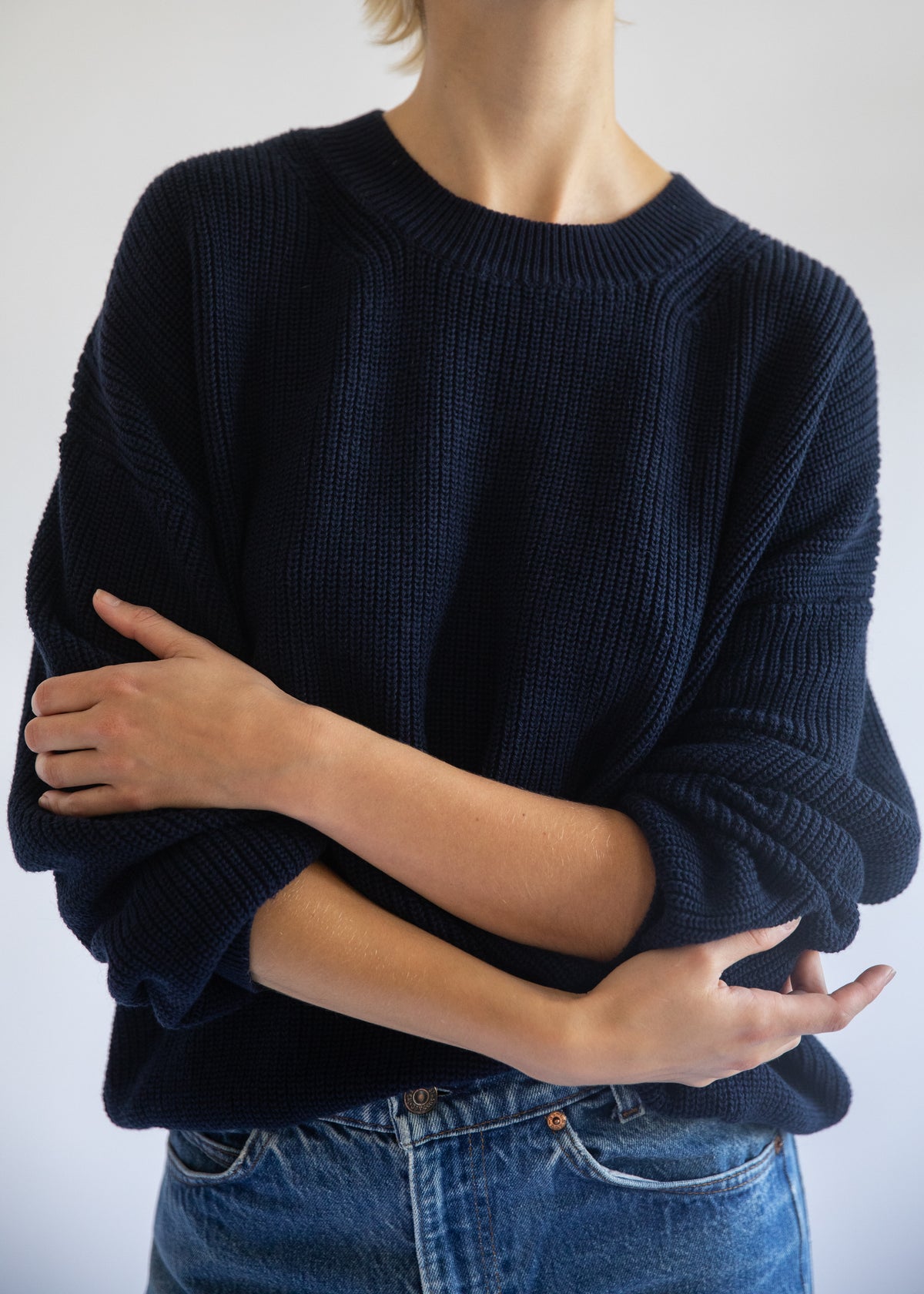 Fiorella Cotton Cashmere Crewneck Sweater in Passport Blue