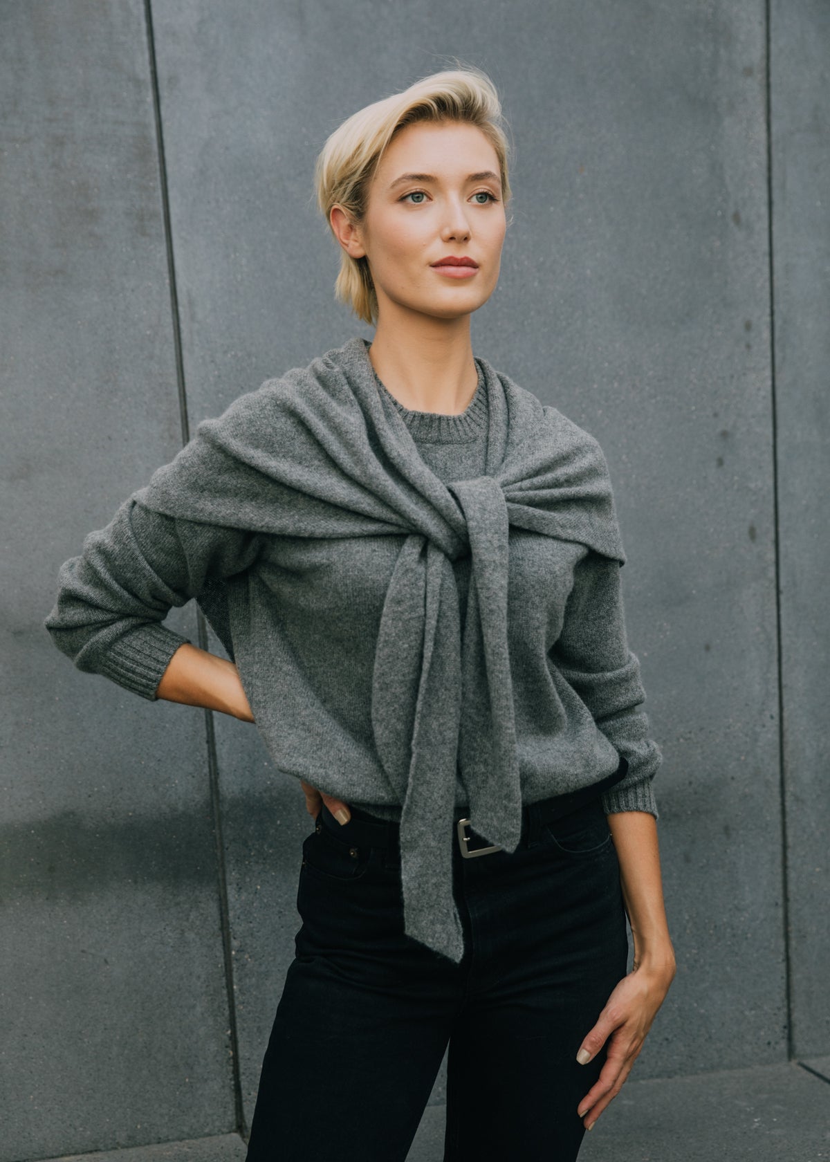 Winona Crewneck Sweater in Iron Gray Cashmere