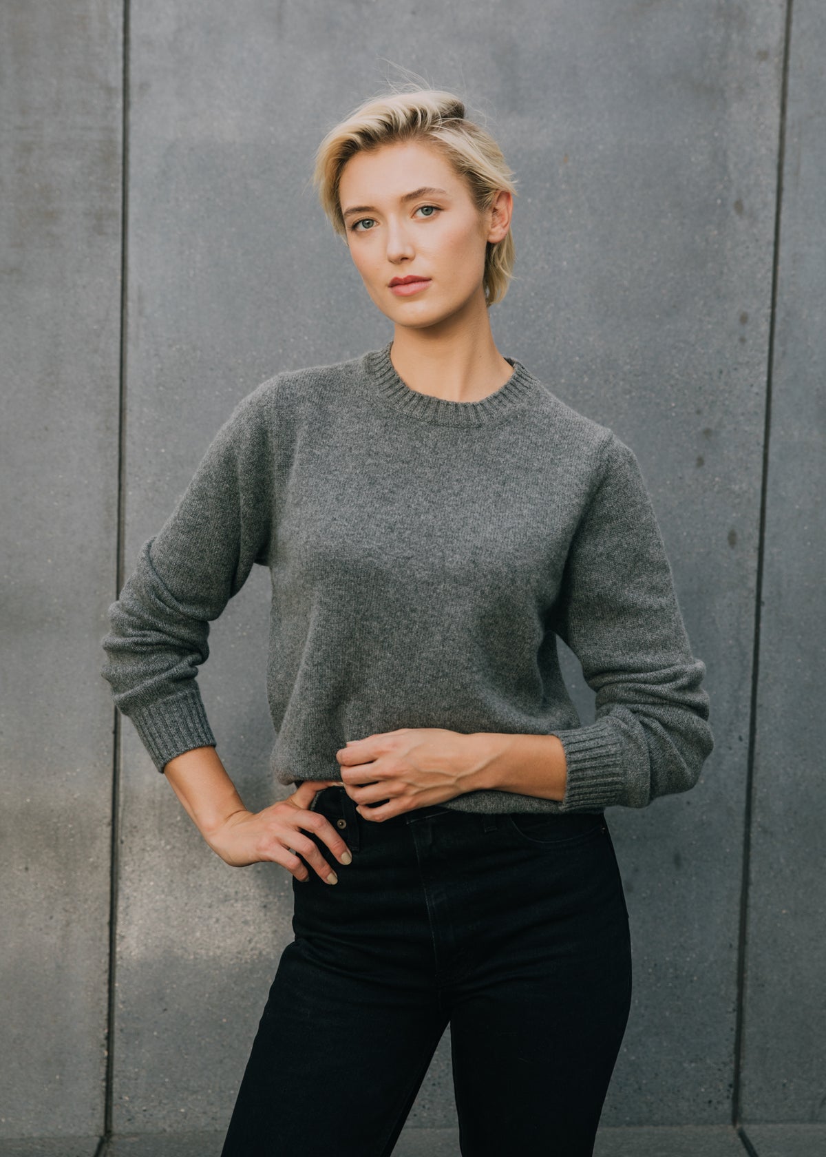 Winona Crewneck Sweater in Iron Gray Cashmere