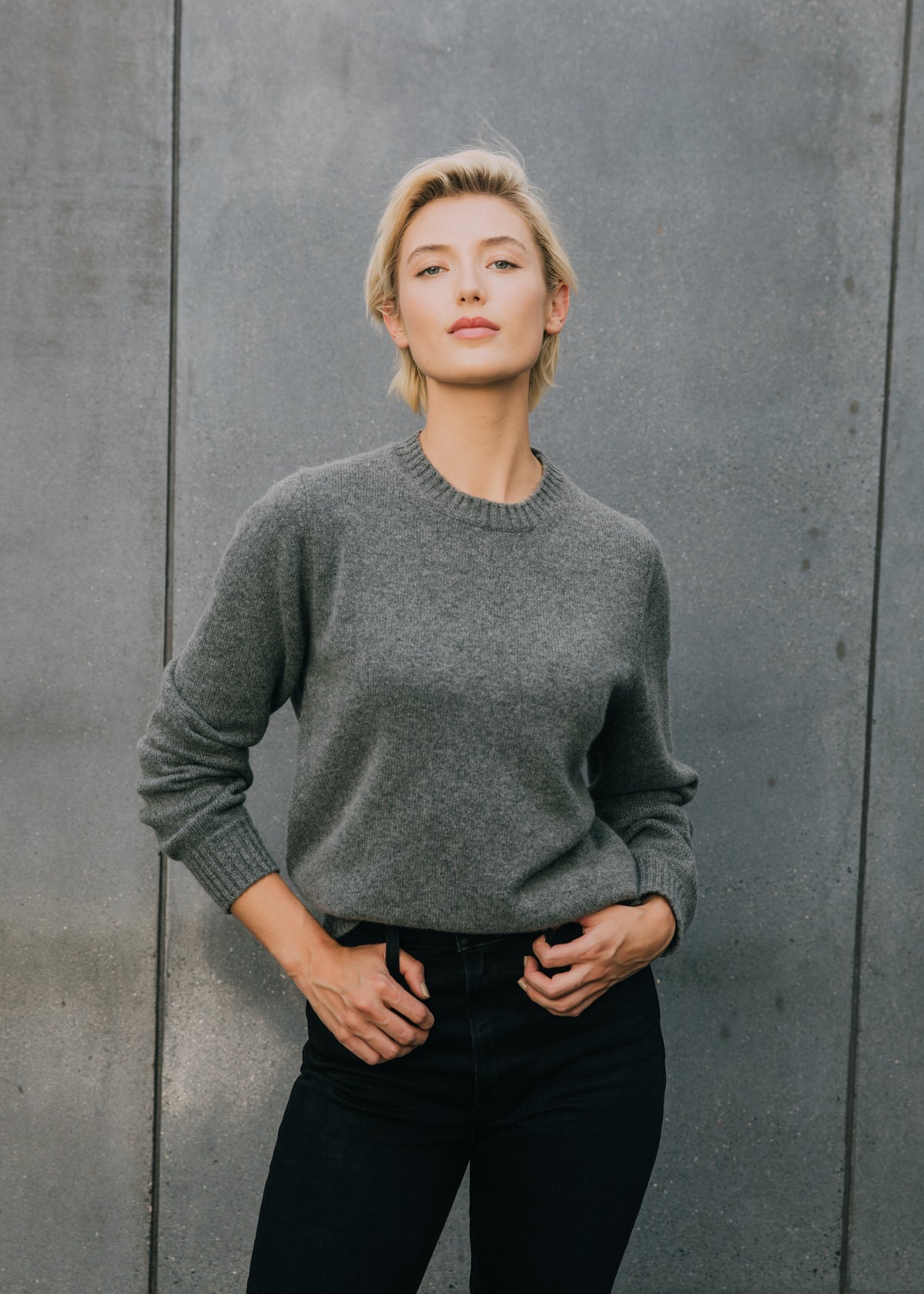 Winona Crewneck Sweater in Iron Gray Cashmere