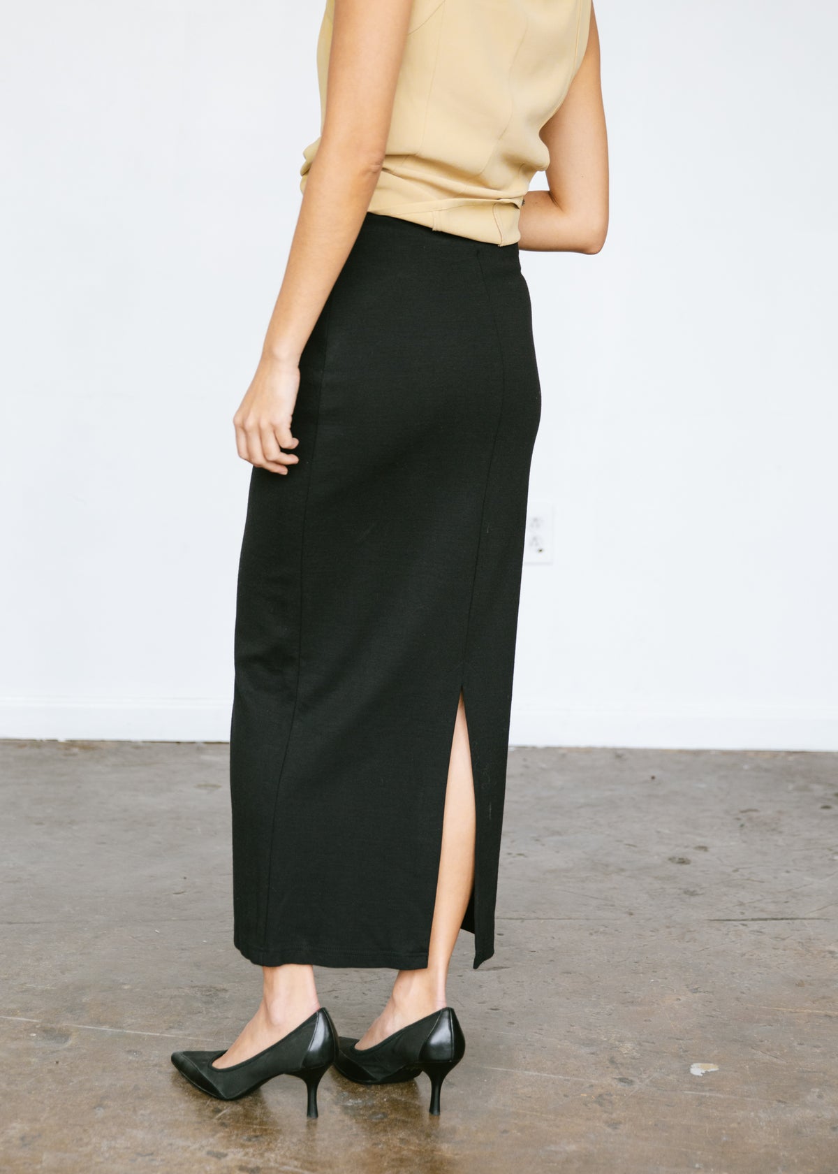 Vintage 1990s Stretch Knit Pencil Maxi Skirt in Black