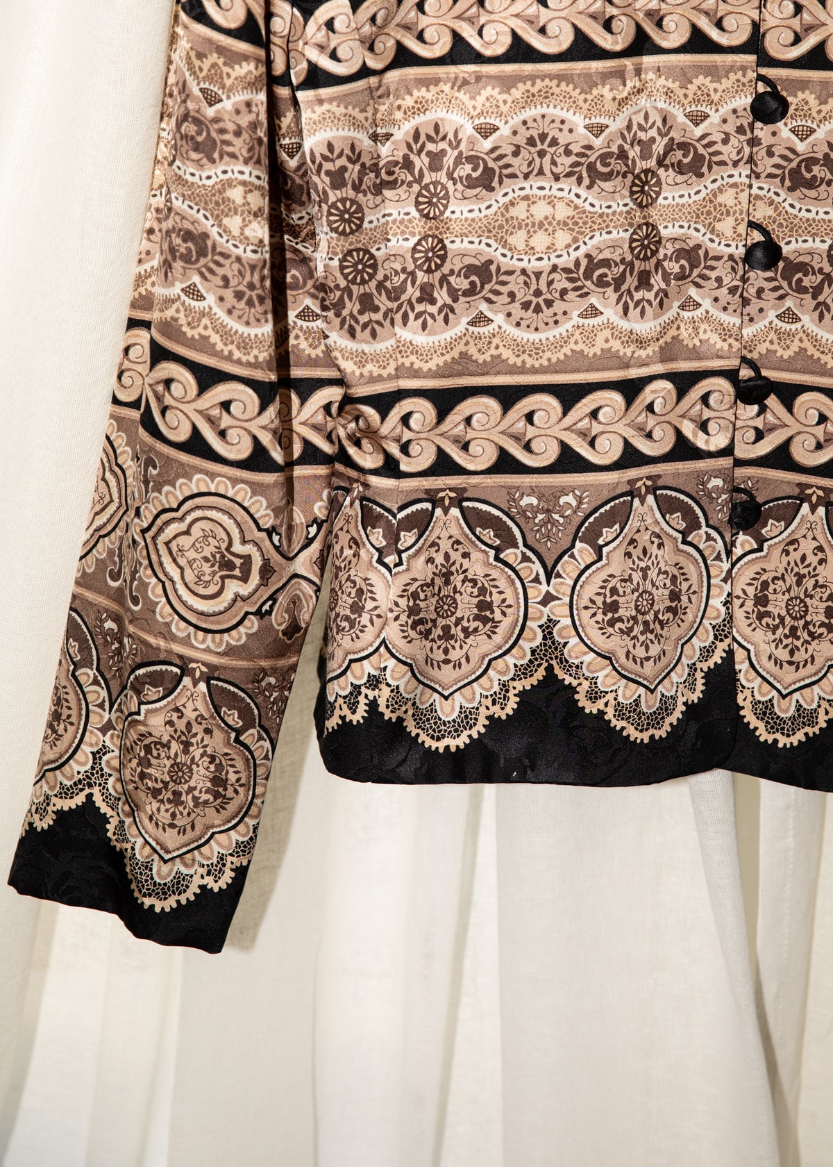 Vintage Ornamental Floral Print Silk Jacket