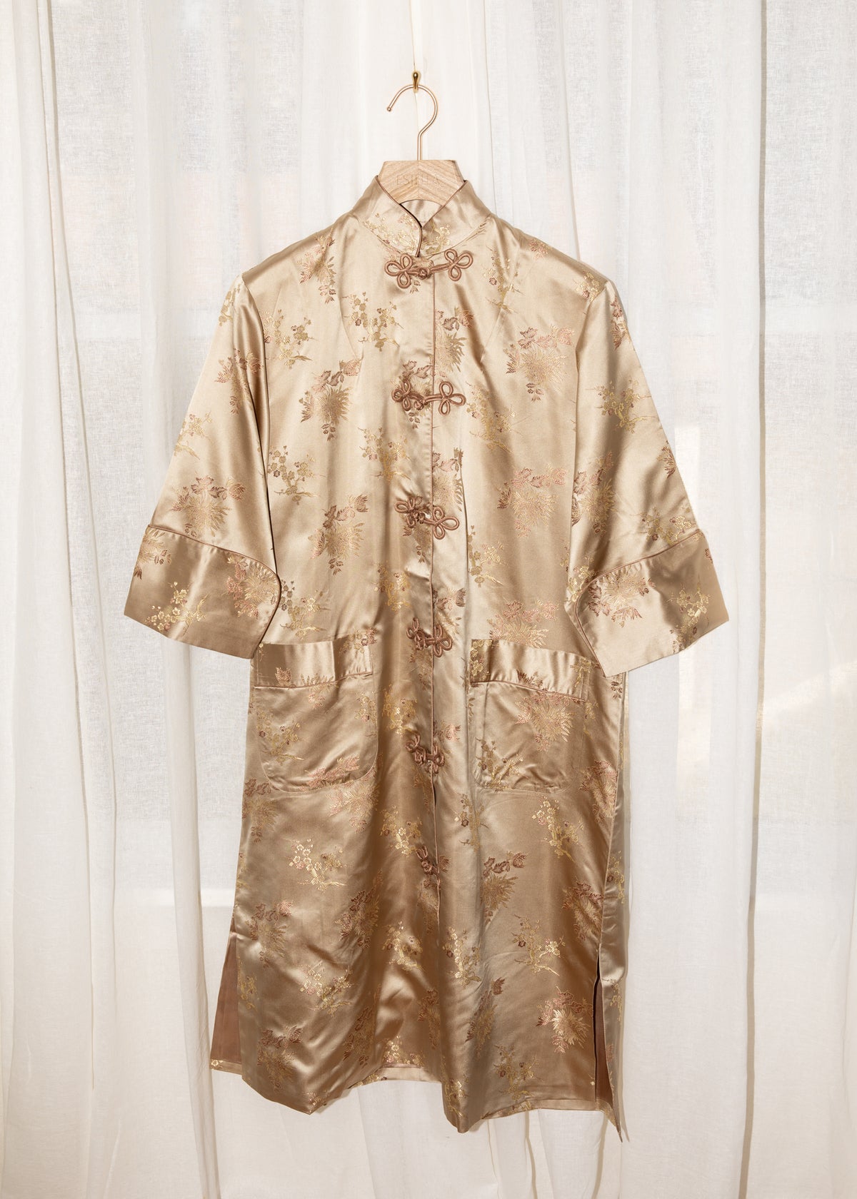 Vintage 1960s Japanese Floral Brocade Jacket in Champagne