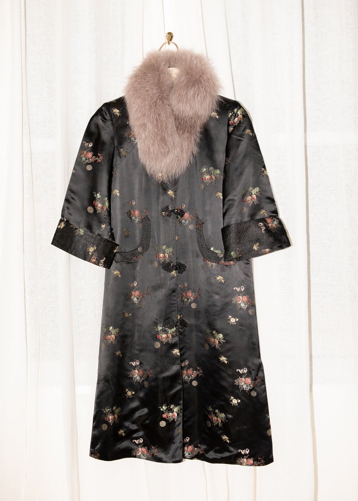 Vintage Black Floral Brocade Fur Collar Jacket