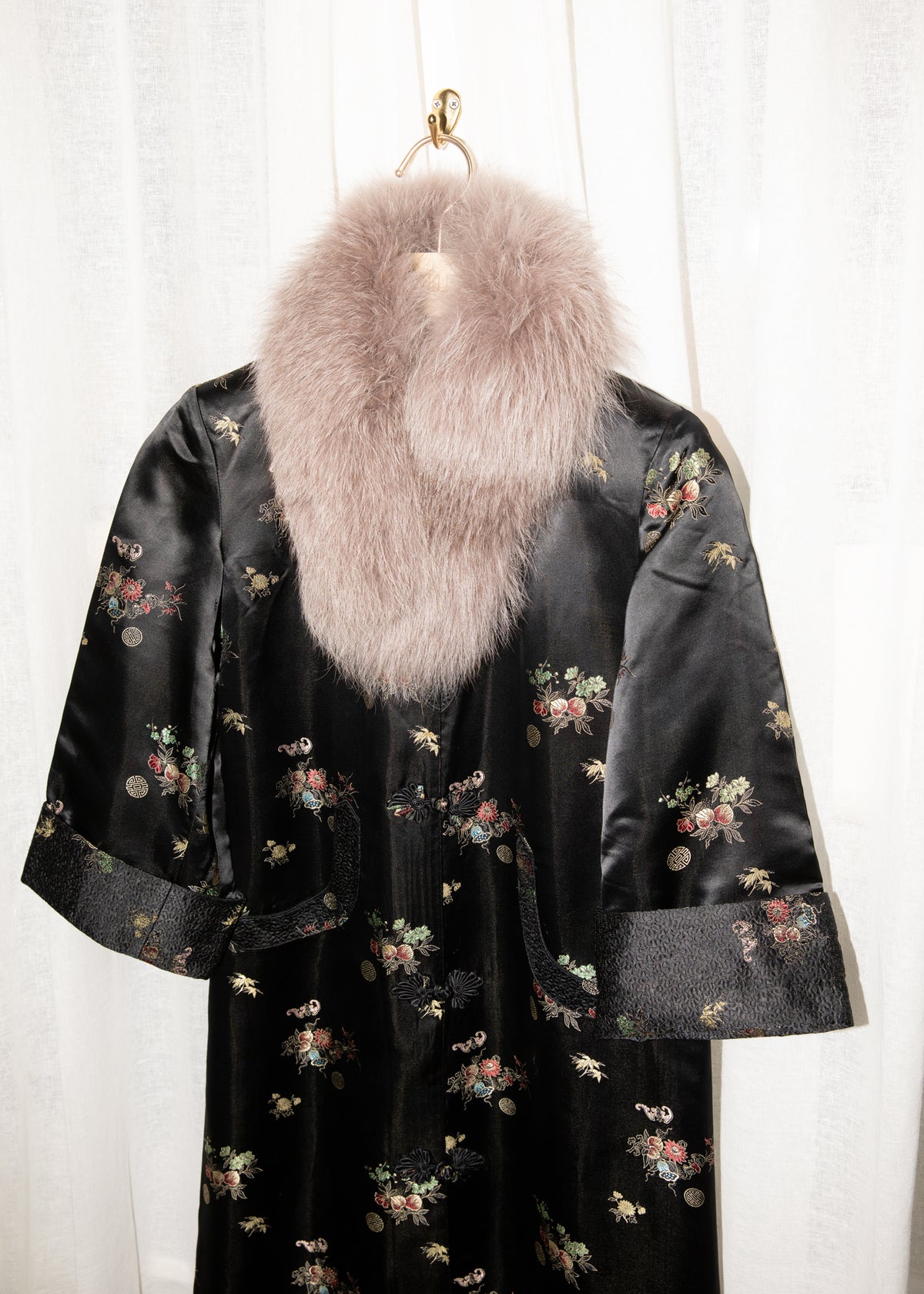 Vintage Black Floral Brocade Fur Collar Jacket
