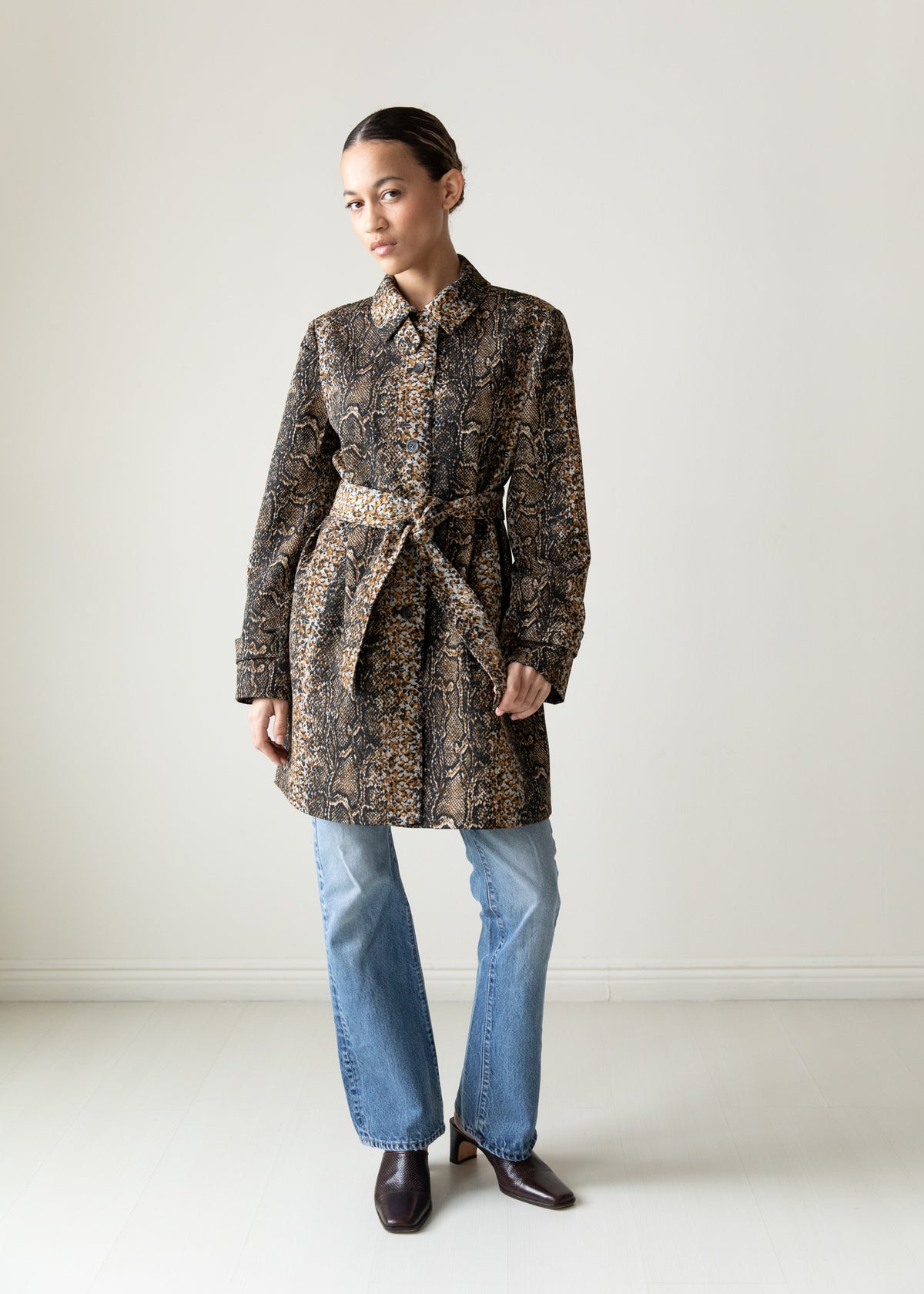 Vintage Snakeskin Print Belted Jacket in Black Brown