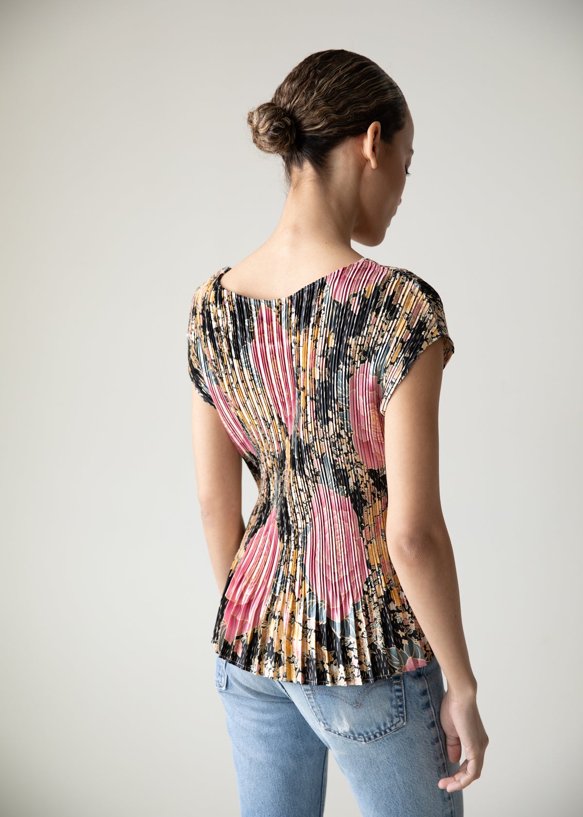 Vintage Micro Pleated Top in Black Floral