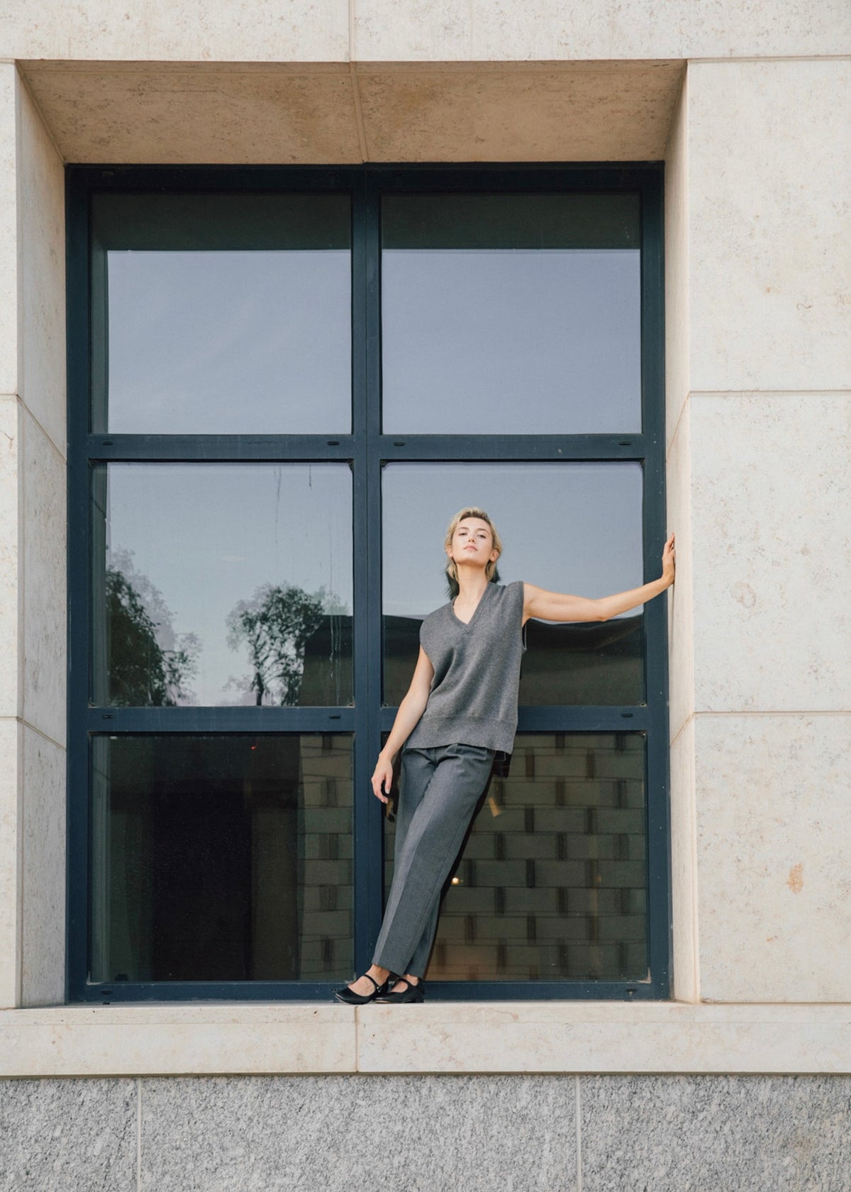 Felicity Sweater Vest in Iron Gray Cashmere