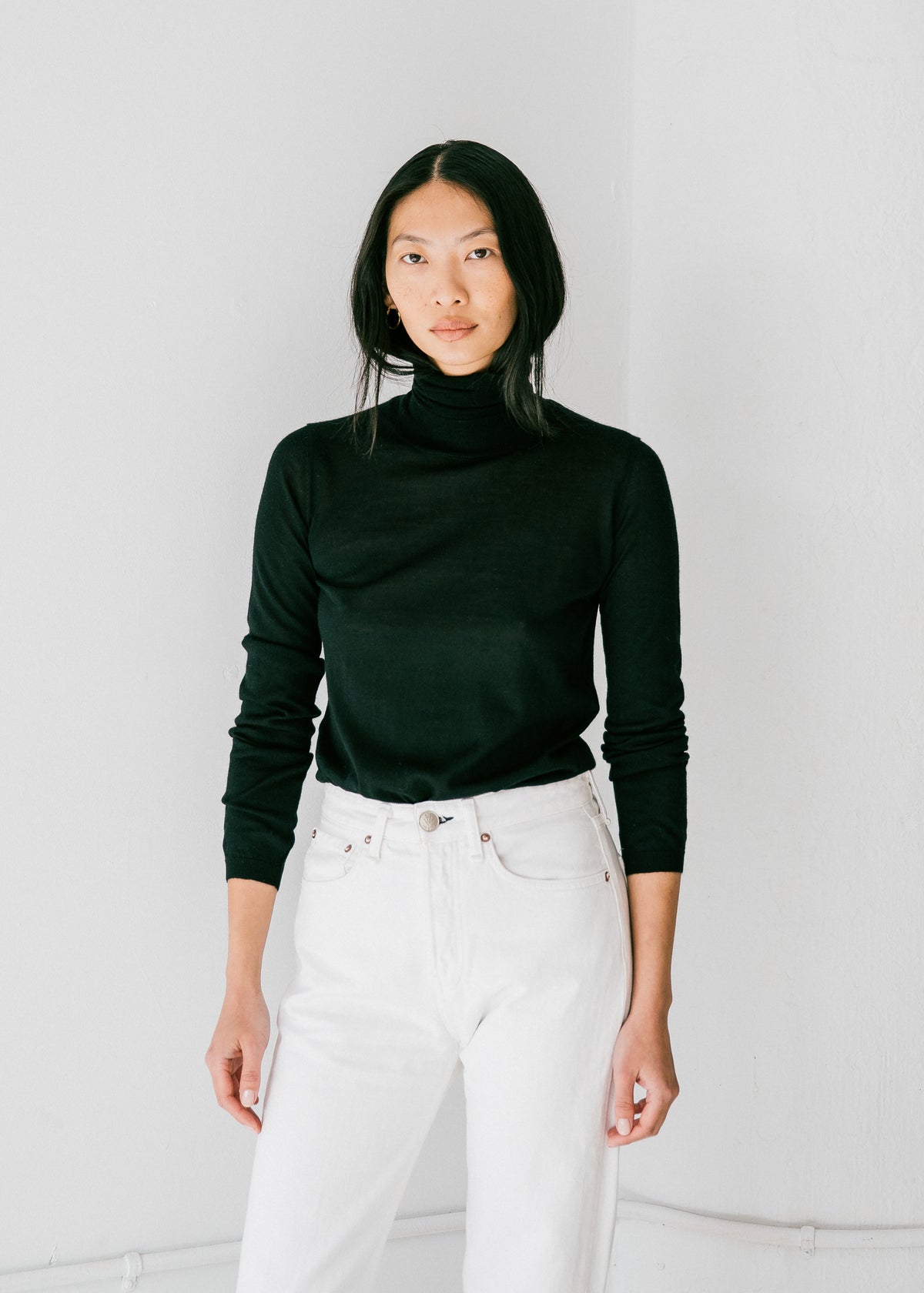 Agyness Turtleneck in Black