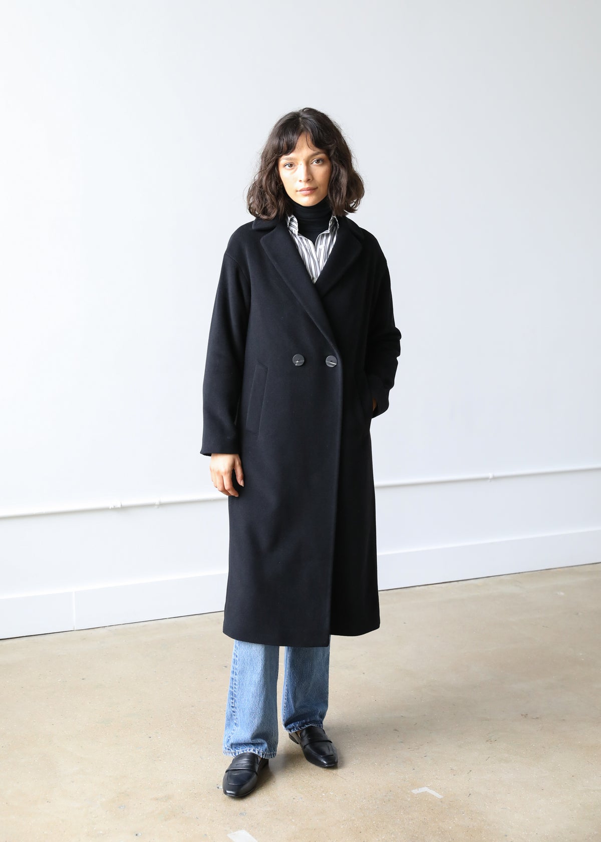 Liya Coat in Black Virgin Wool