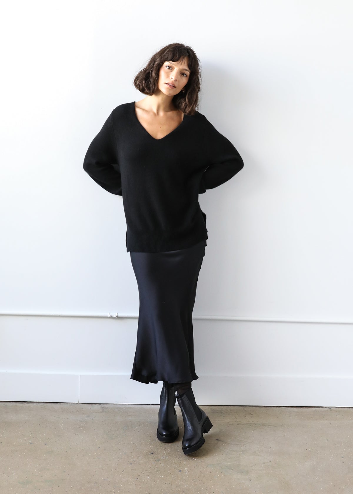 Valentina Sweater in Black Cashmere